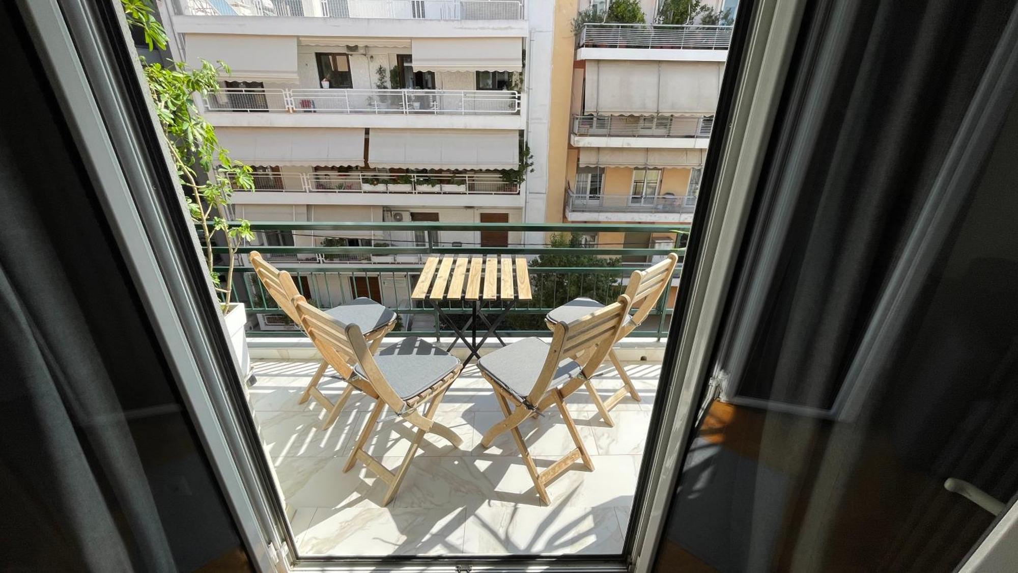 4 Newly Renovated Charming Apartments Steps From Panormou Metro Station Athen Eksteriør bilde