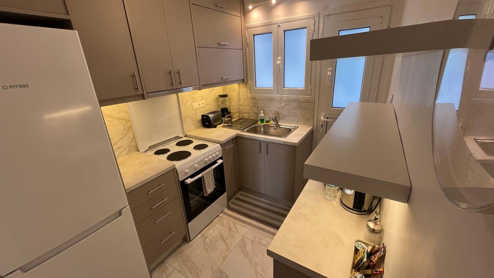 4 Newly Renovated Charming Apartments Steps From Panormou Metro Station Athen Rom bilde