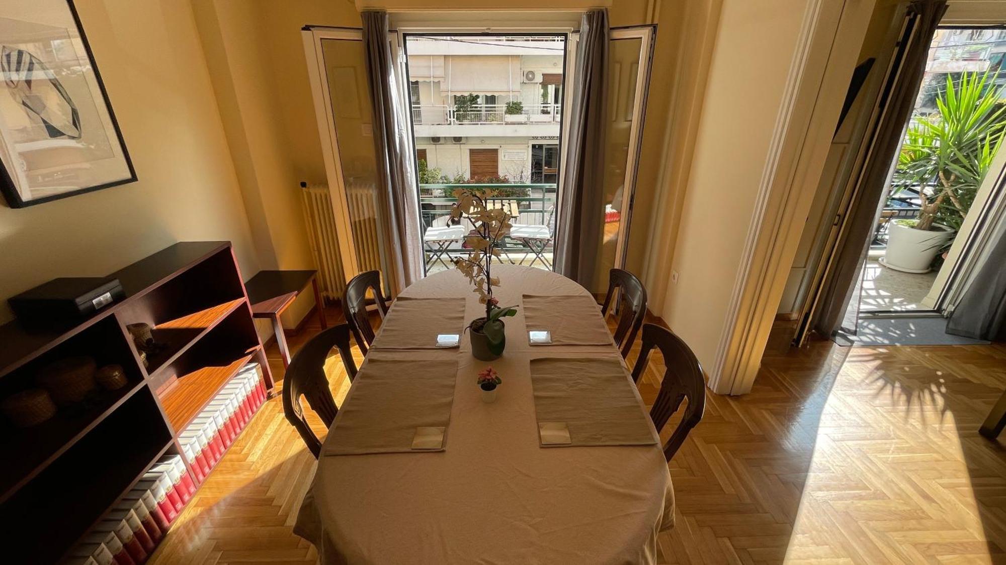 4 Newly Renovated Charming Apartments Steps From Panormou Metro Station Athen Rom bilde