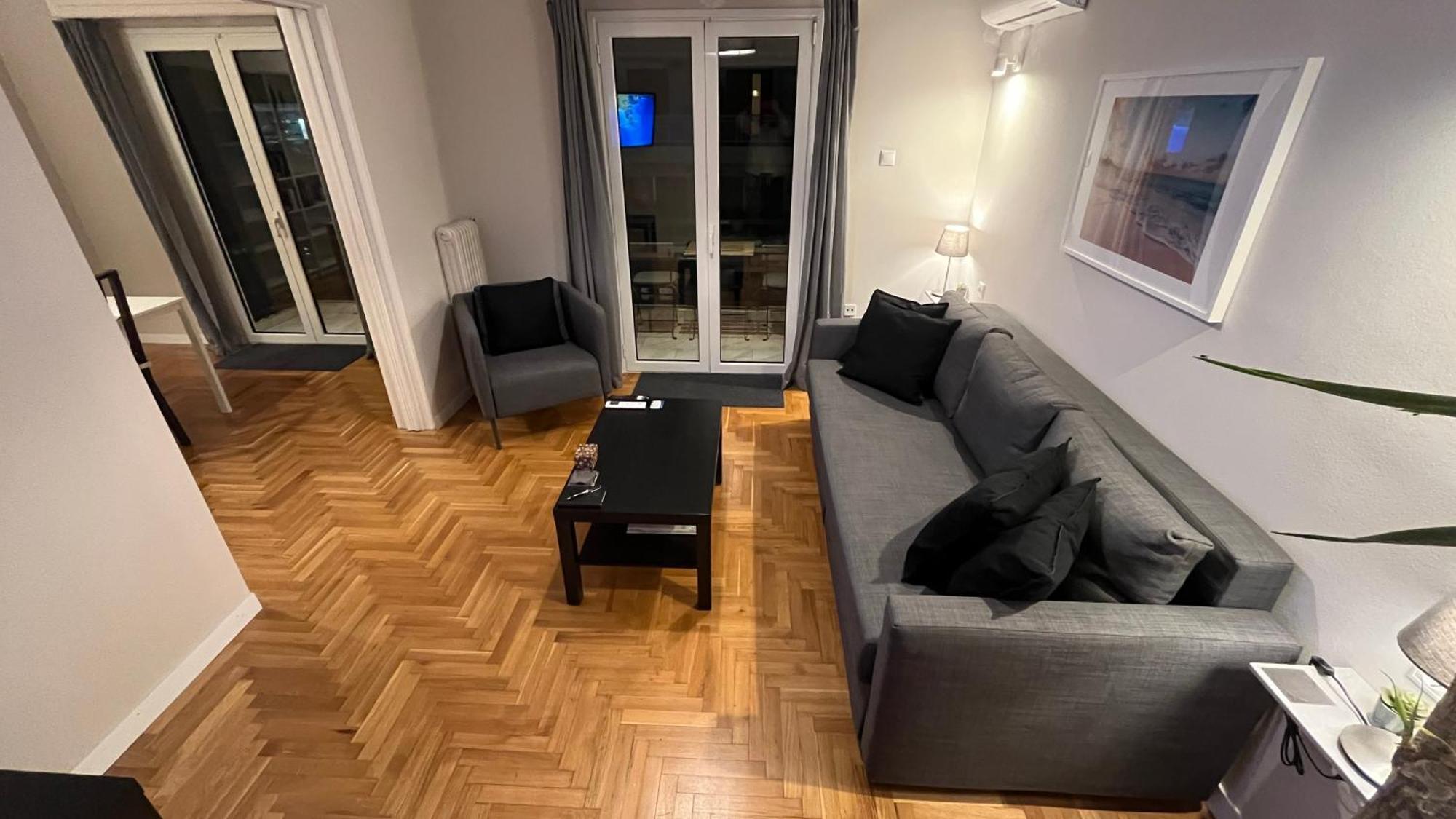 4 Newly Renovated Charming Apartments Steps From Panormou Metro Station Athen Rom bilde